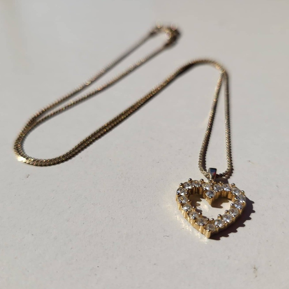 Vintage Gold Tone Crystal Heart Pendant Gold Romantic Dainty Necklace